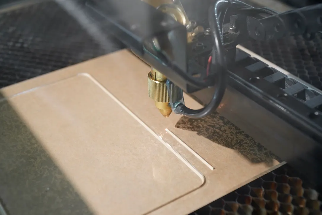 [FLUX] FLUX laser cutting and engraving Christmas decoration