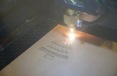 [FLUX] FLUX laser cutting and engraving Christmas decoration