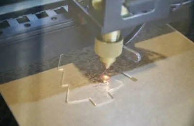 [FLUX] FLUX laser cutting and engraving Christmas decoration