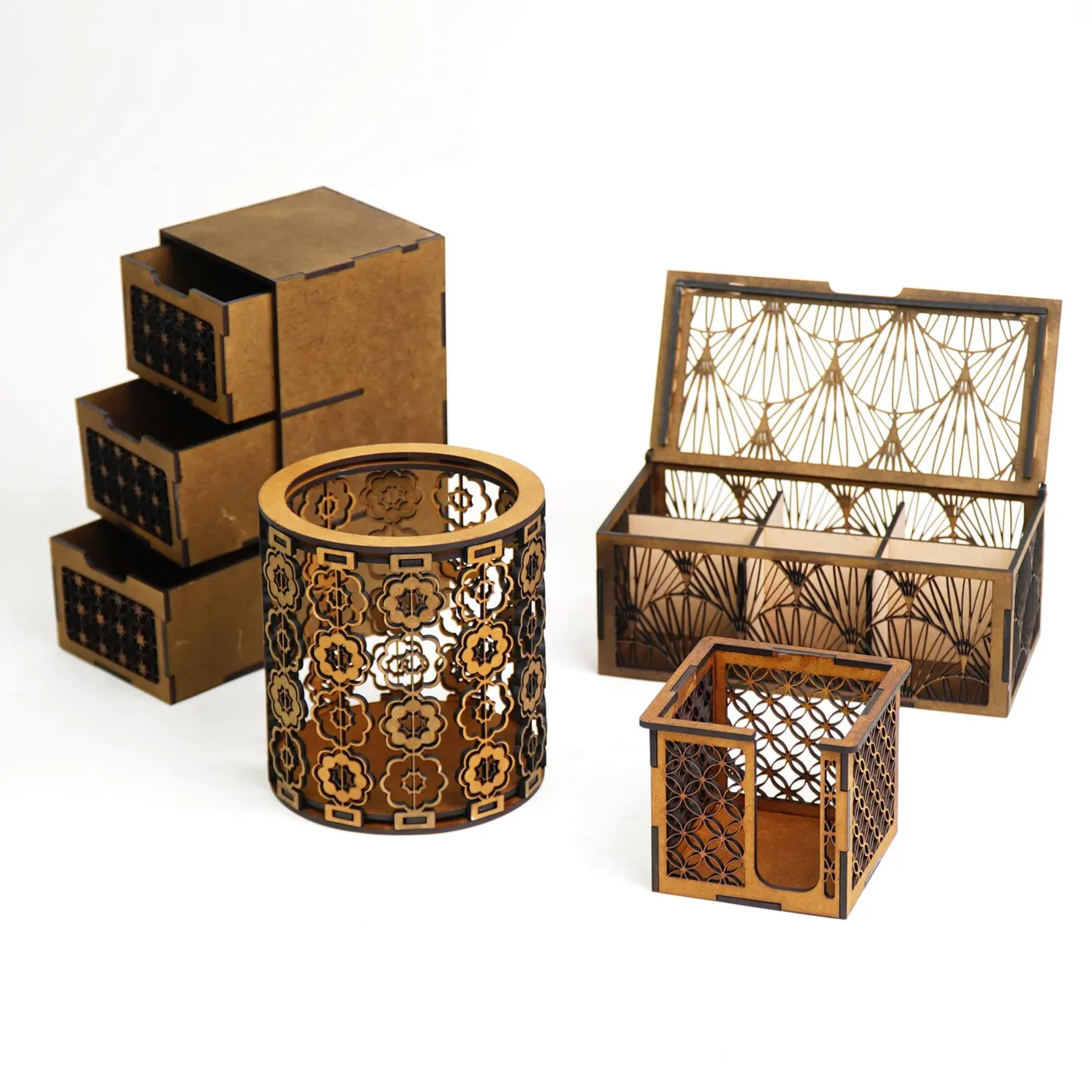 Laser-cut organizer