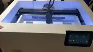 Ador autofocus button