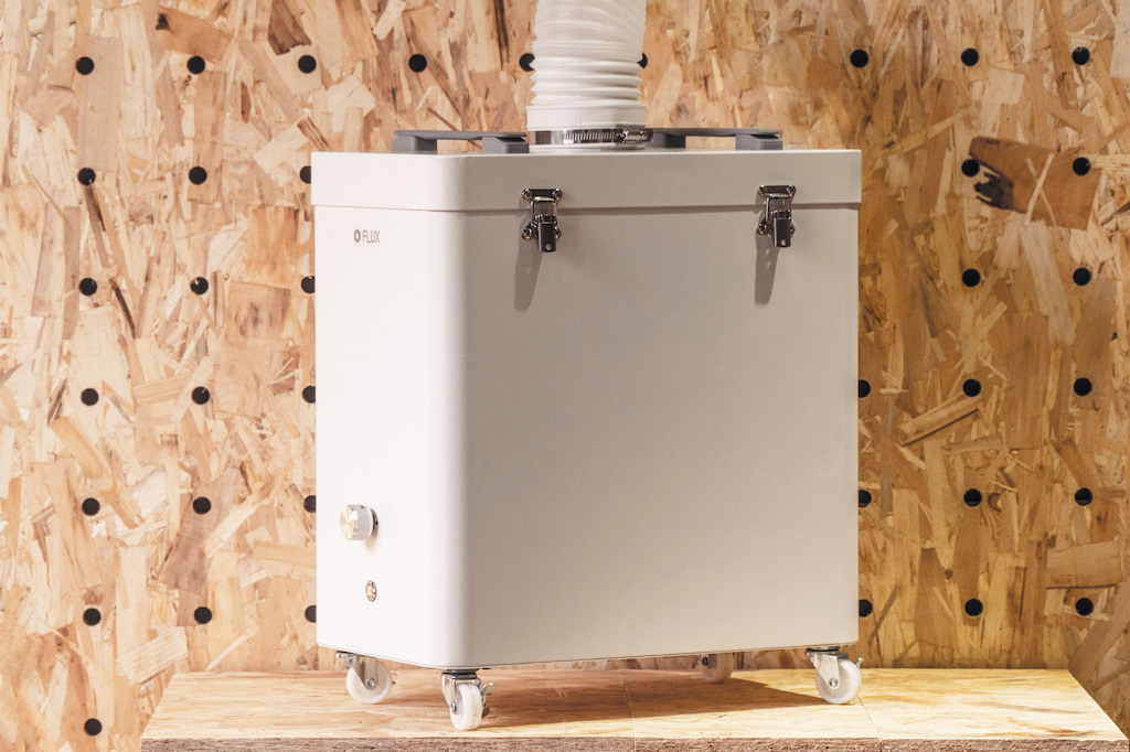 Beam Air ventilation inlet and adjustment knob