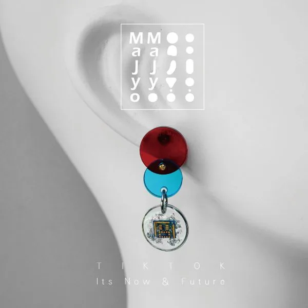 Majyo Majyo accessories made from discarded electronic components