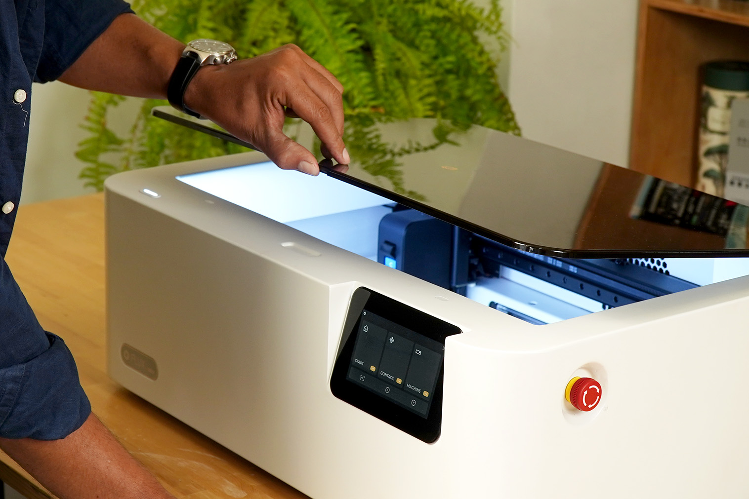 Enclosed Design with Laser-Safe Material